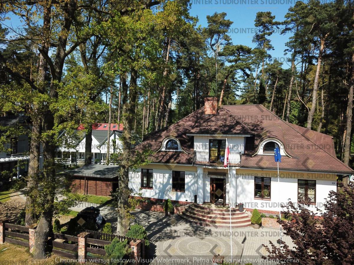 Goscinny Dworek Pobierowo Exteriér fotografie