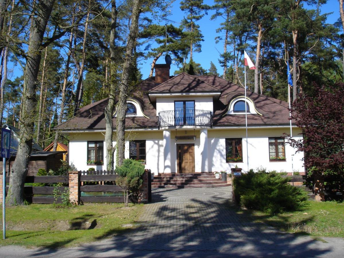 Goscinny Dworek Pobierowo Exteriér fotografie